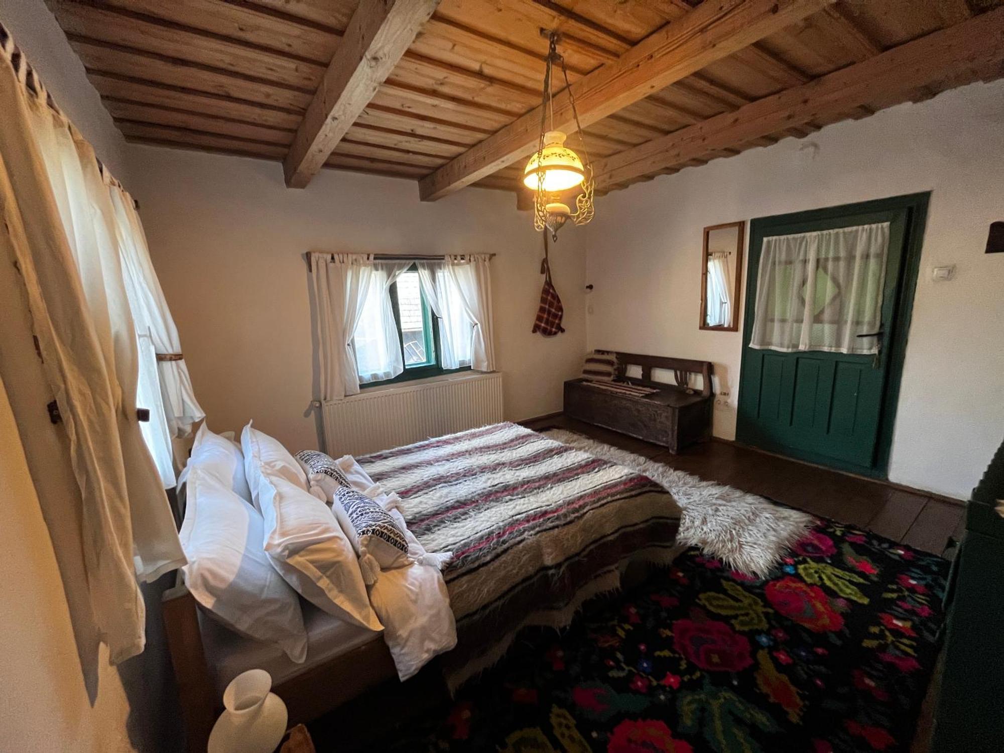 Breb The Village Pension מראה חיצוני תמונה